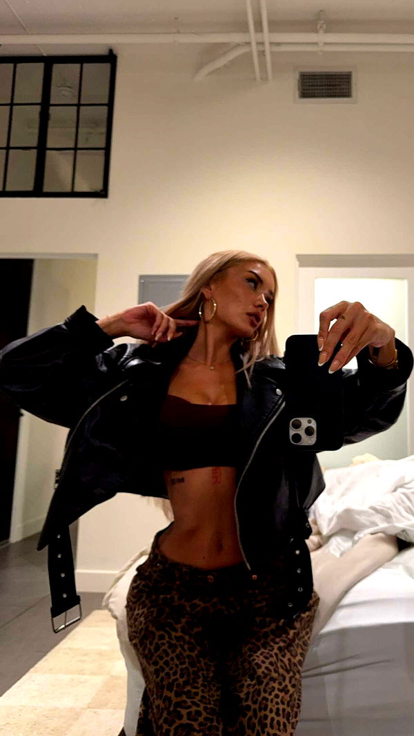 gwendolynceline image ~ Altpins