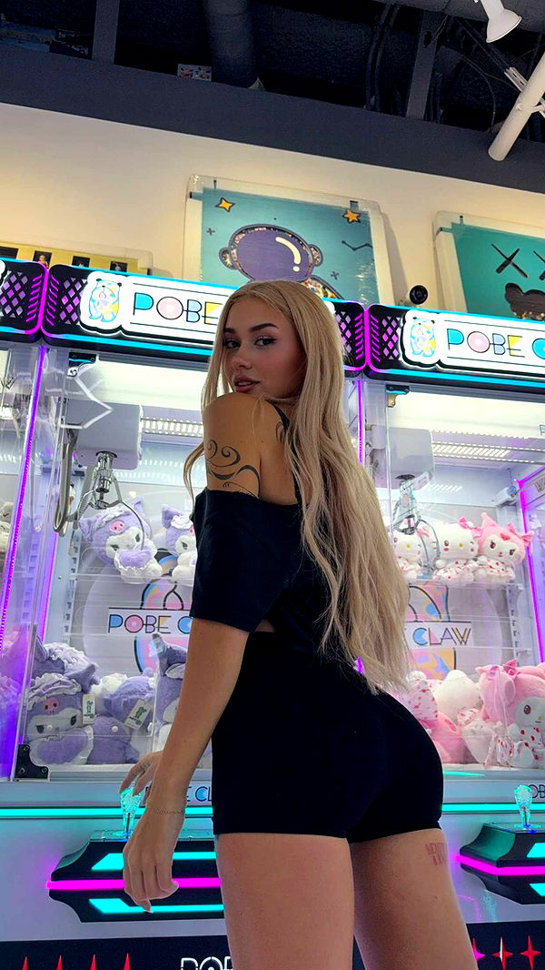 gwendolynceline image ~ Altpins