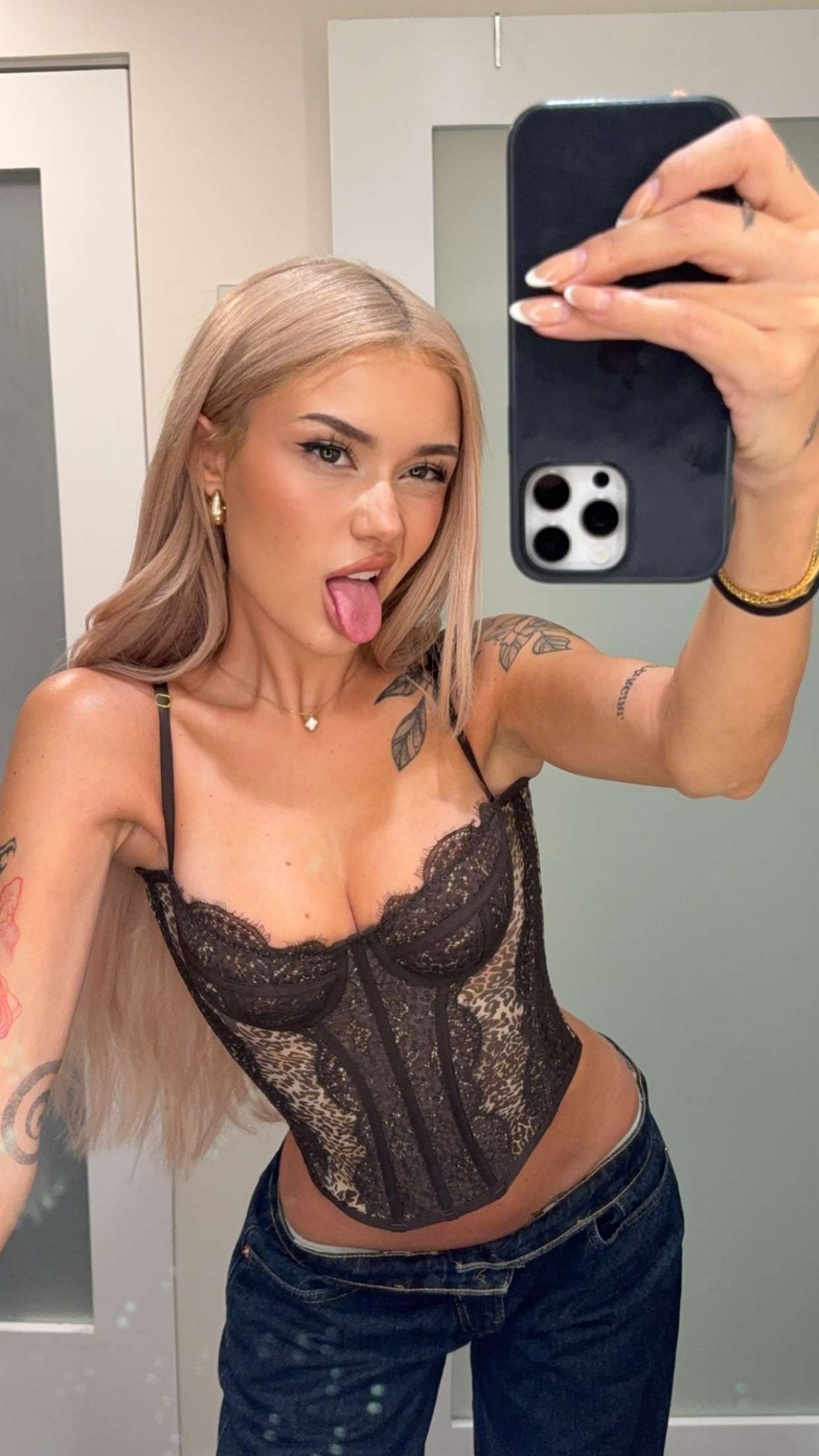 gwendolynceline snapchat image archive image