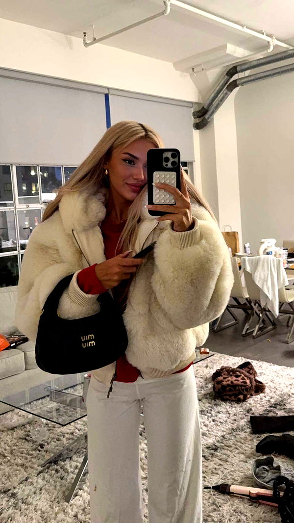 gwendolynceline image ~ Altpins