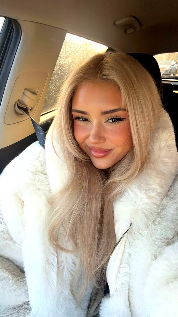 gwendolynceline image ~ Altpins