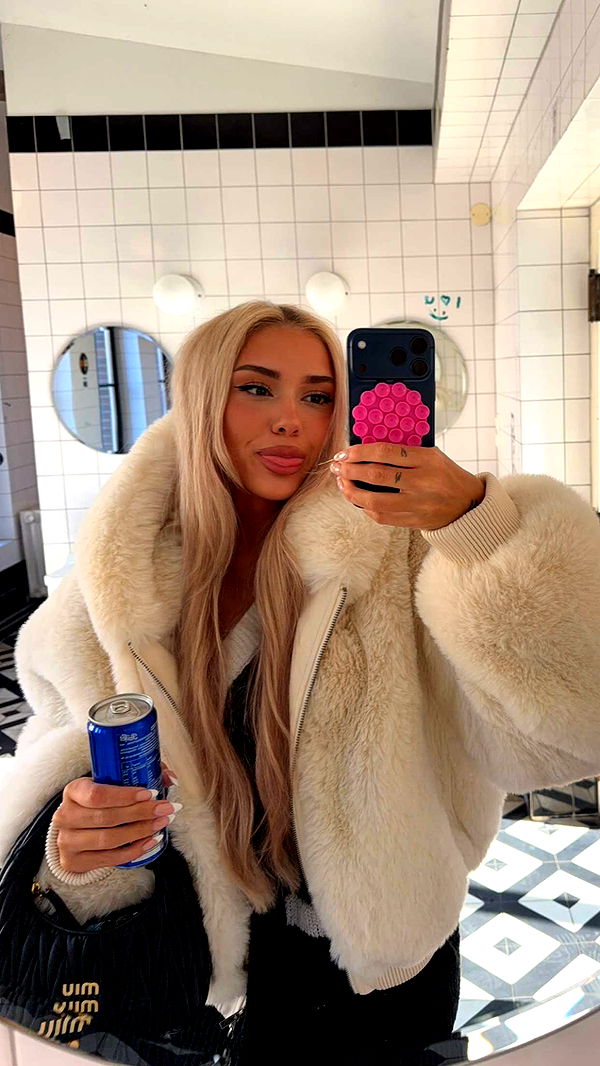 gwendolynceline image ~ Altpins