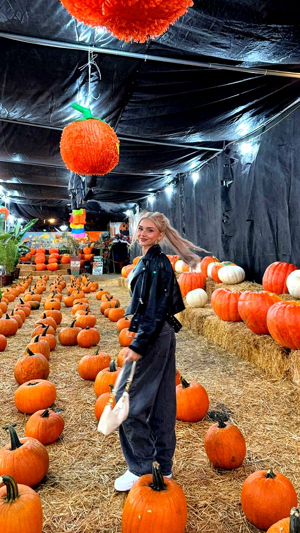 gwendolynceline image ~ Altpins