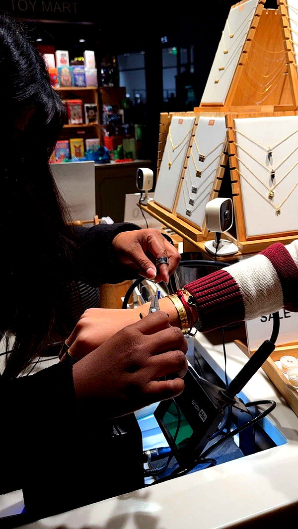 gwendolynceline image ~ Altpins