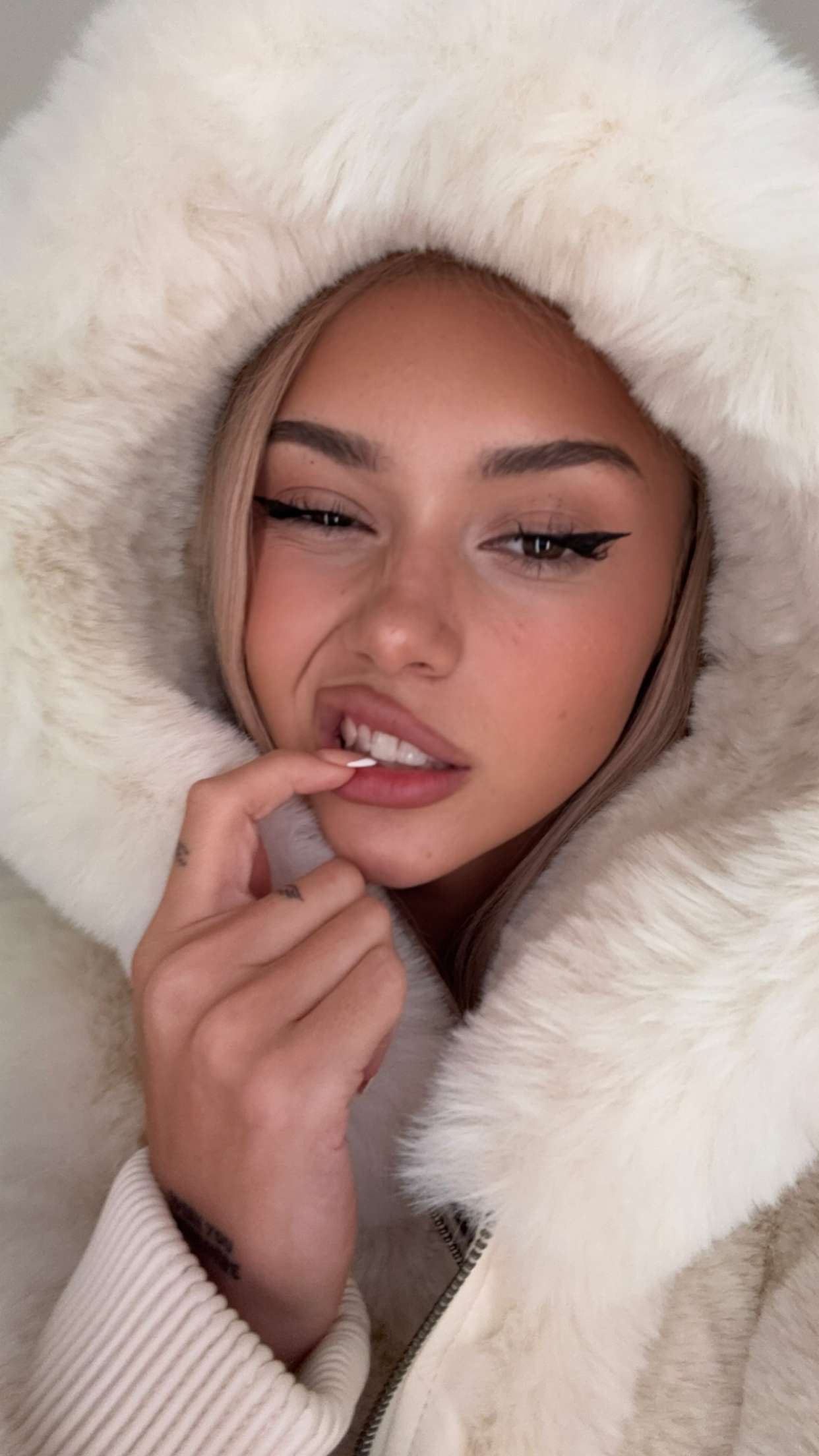 gwendolynceline snapchat image archive image