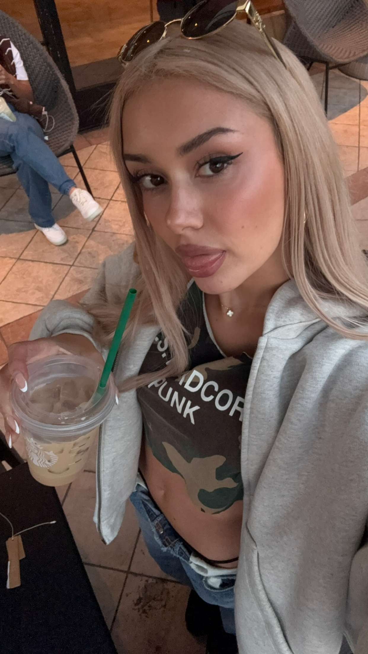 gwendolynceline snapchat image archive image