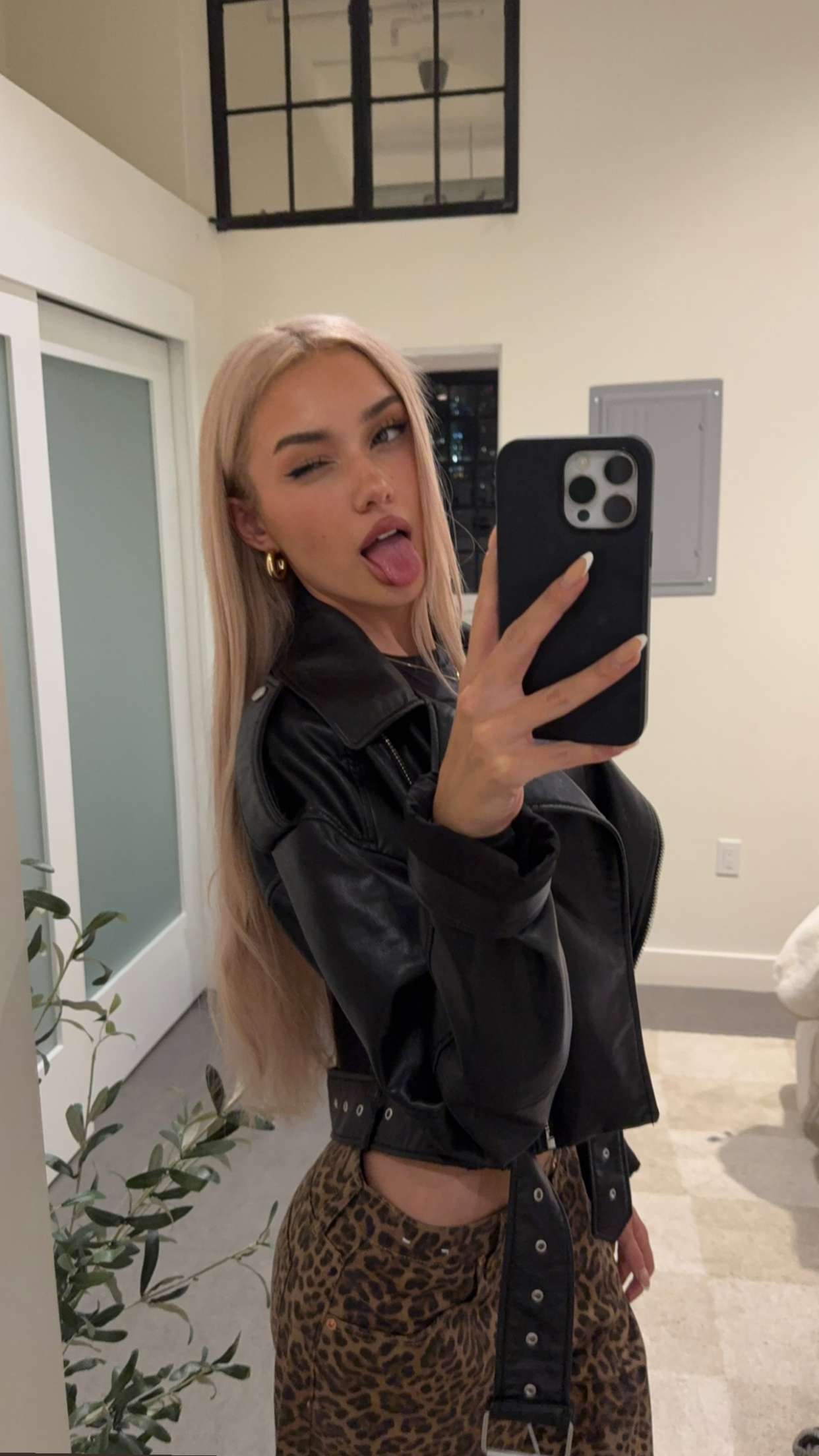 gwendolynceline snapchat image archive image