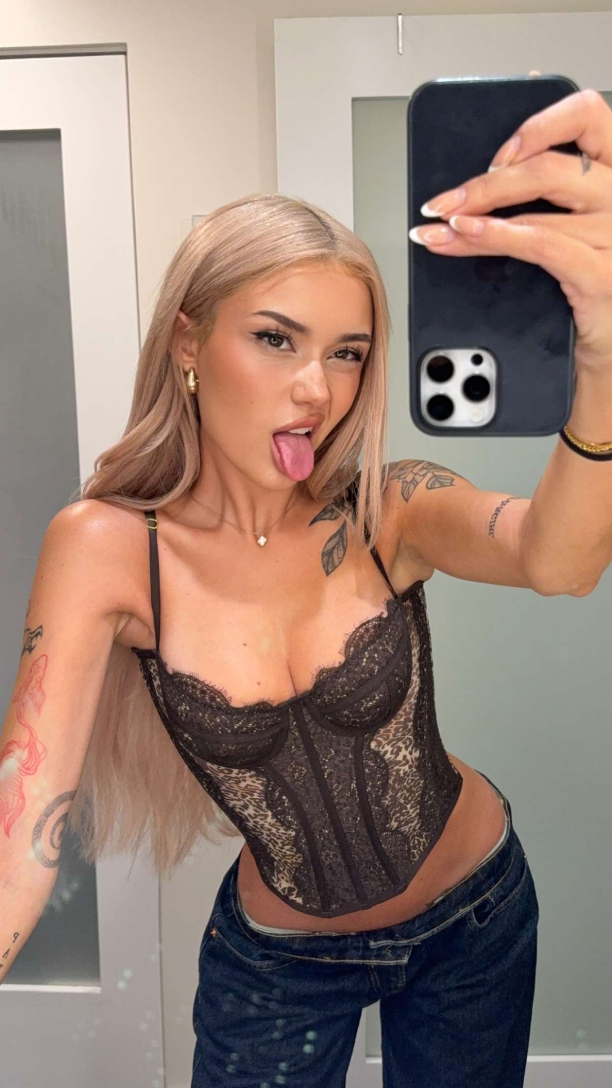 gwendolynceline snapchat image archive image