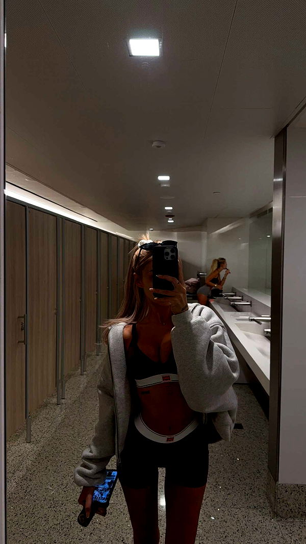 gwendolynceline image ~ Altpins