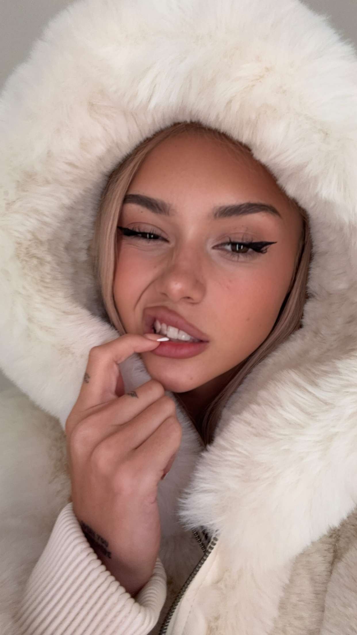 gwendolynceline snapchat image archive image