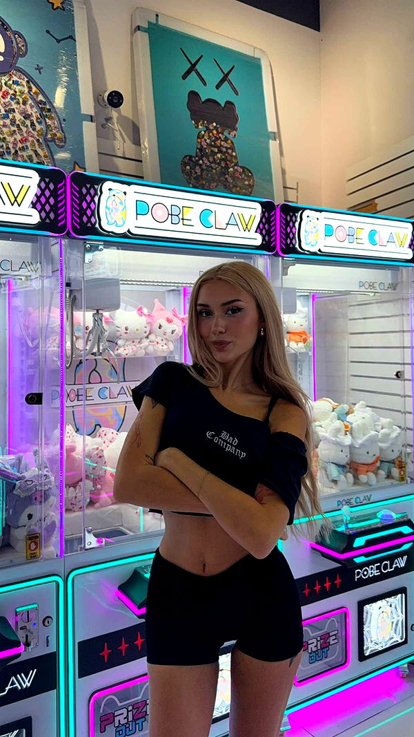 gwendolynceline image ~ Altpins