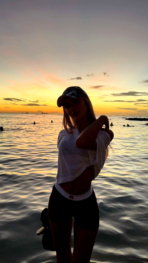 gwendolynceline image ~ Altpins