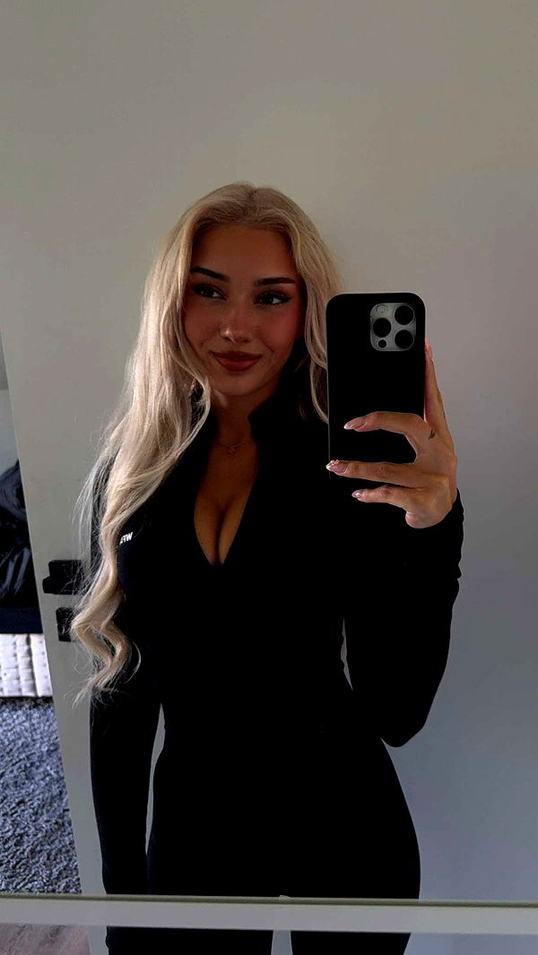 gwendolynceline image ~ Altpins