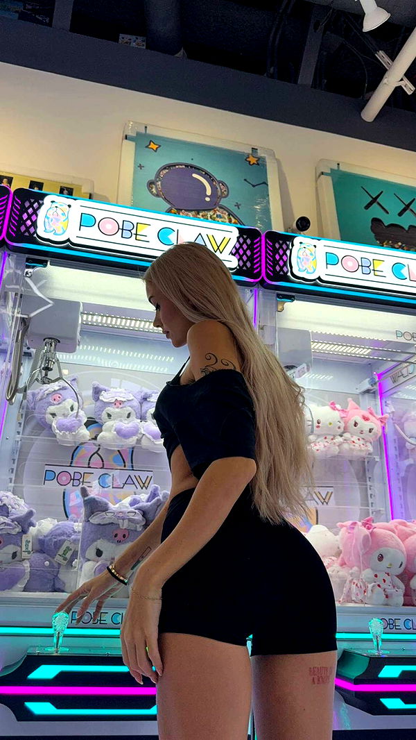 gwendolynceline image ~ Altpins