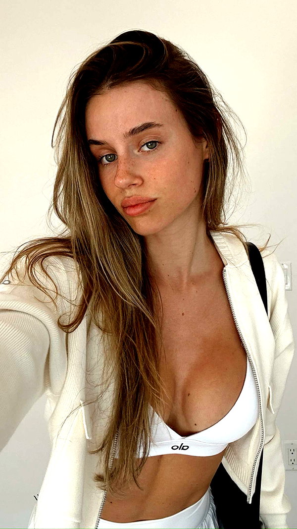 haileygrice snapchat image archive image