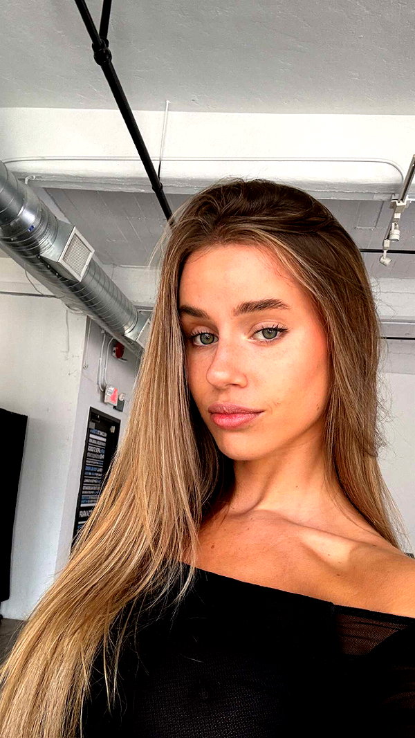 haileygrice snapchat image archive image