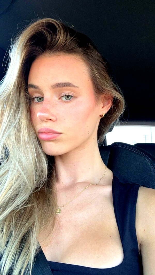 haileygrice snapchat image archive image