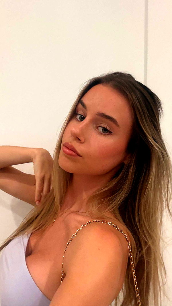 haileygrice snapchat image archive image
