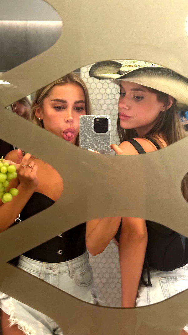 haileygrice snapchat image archive image