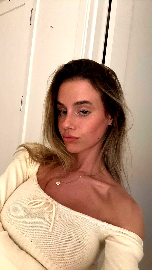 haileygrice snapchat image archive image