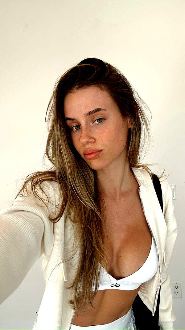 haileygrice snapchat image archive image