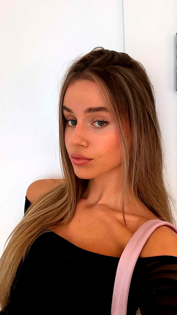haileygrice snapchat image archive image