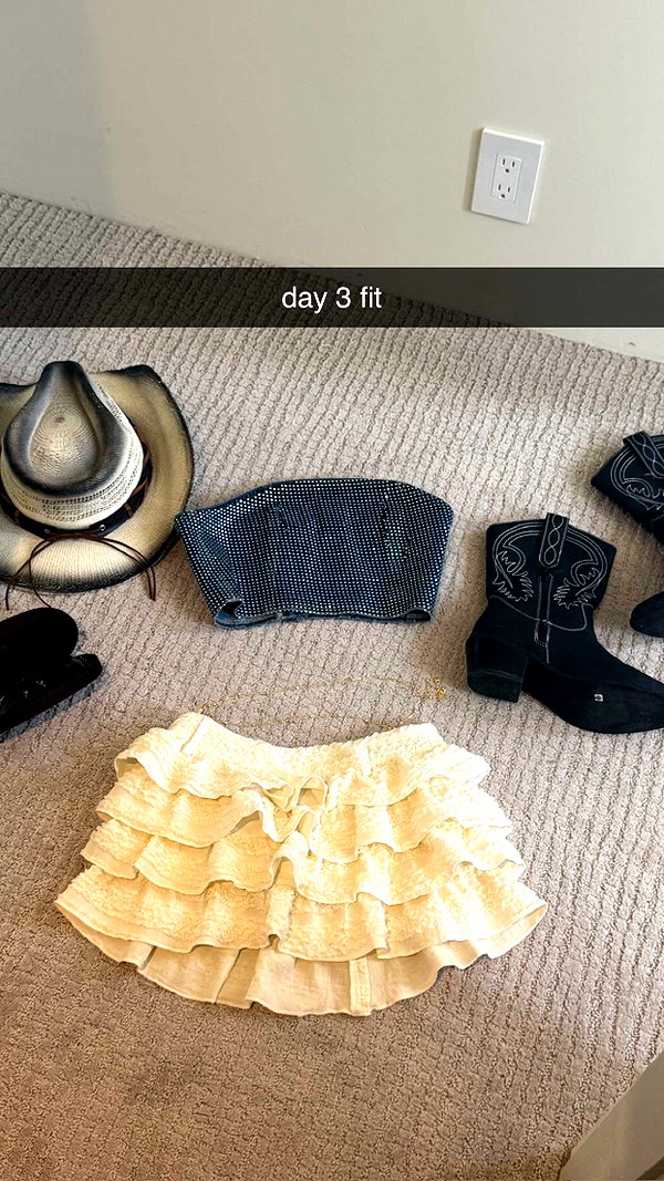 haileygrice snapchat image archive image