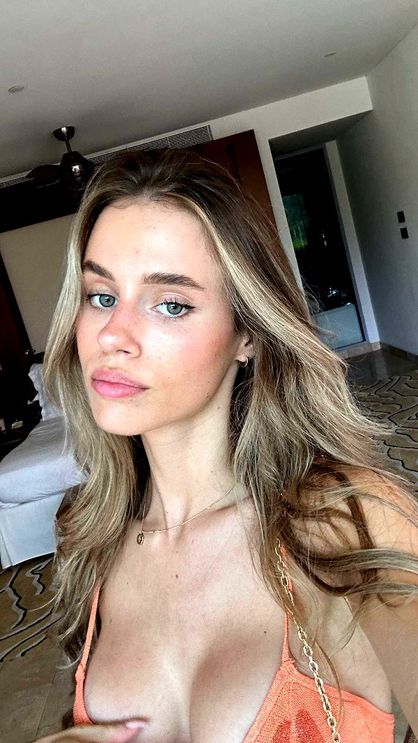 haileygrice snapchat image archive image