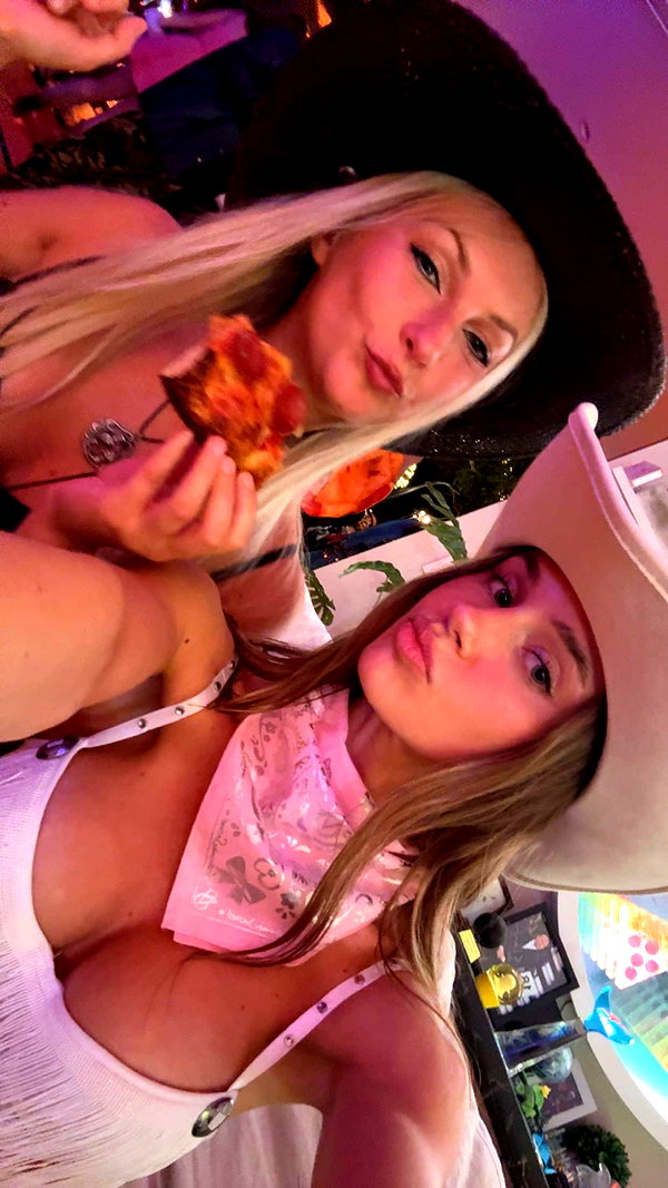 haileygrice snapchat image archive image