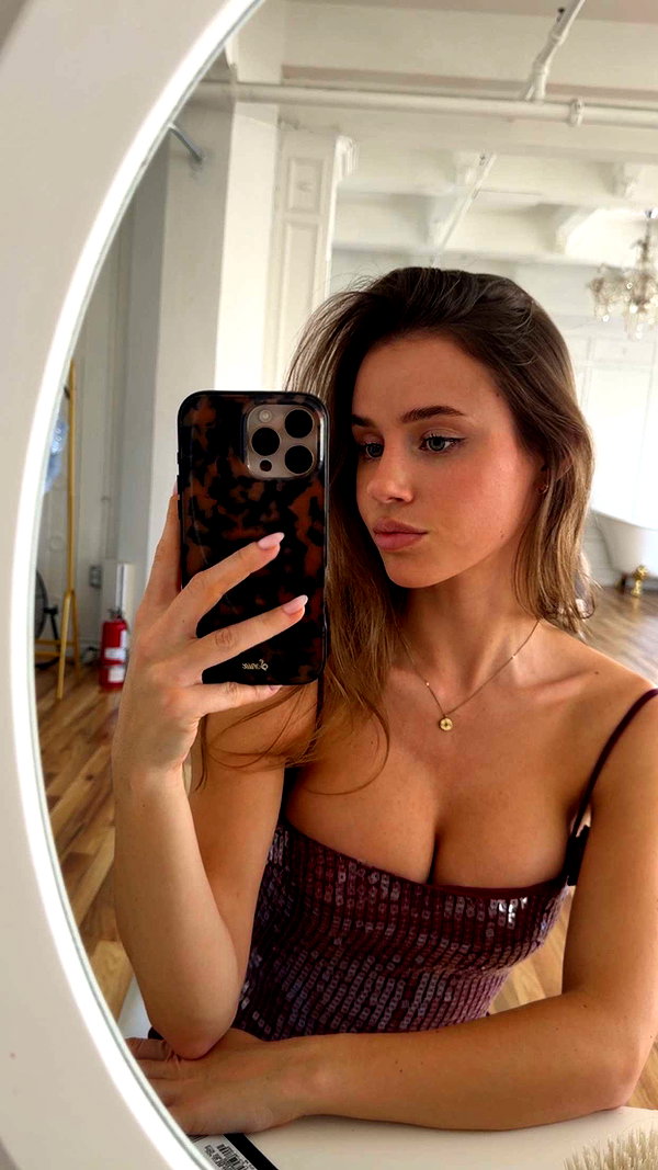 haileygrice snapchat image archive image