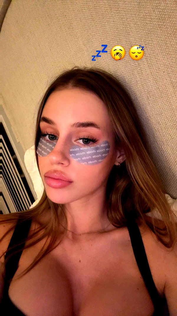 haileygrice snapchat image archive image