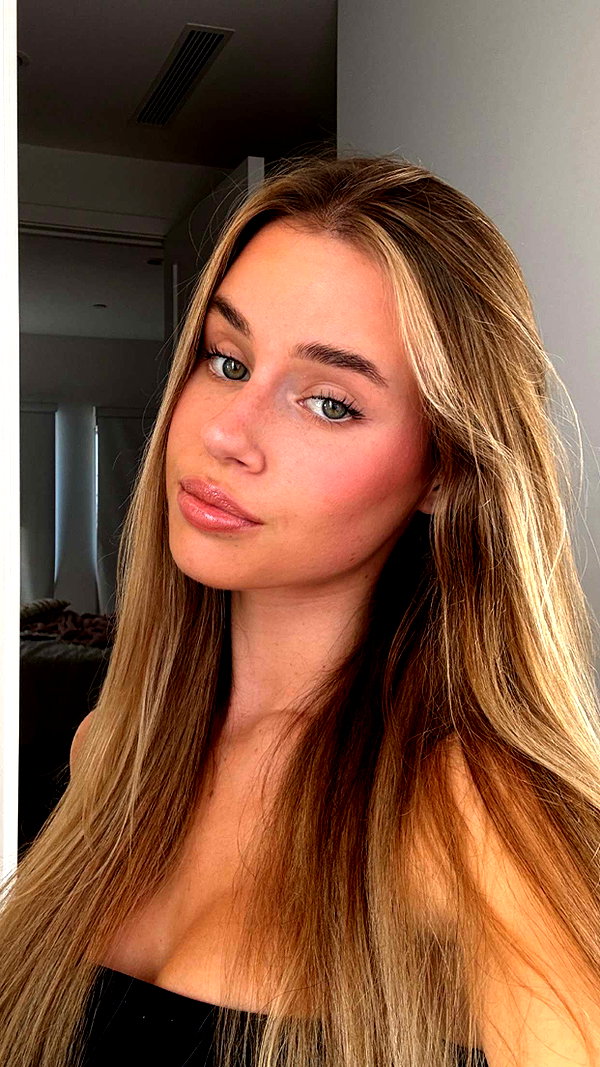 haileygrice snapchat image archive image