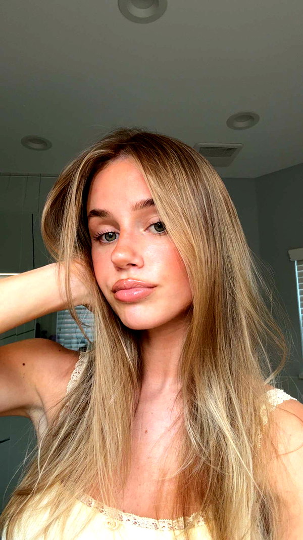 haileygrice snapchat image archive image
