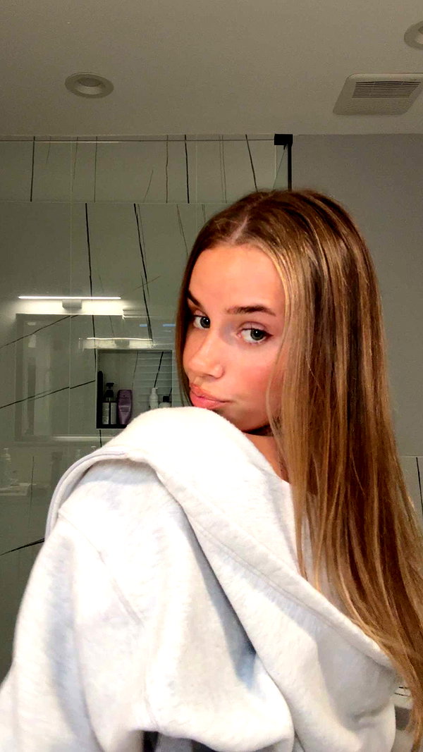 haileygrice snapchat image archive image