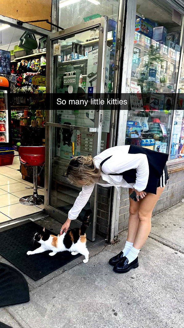 imchloebleu snapchat image archive image