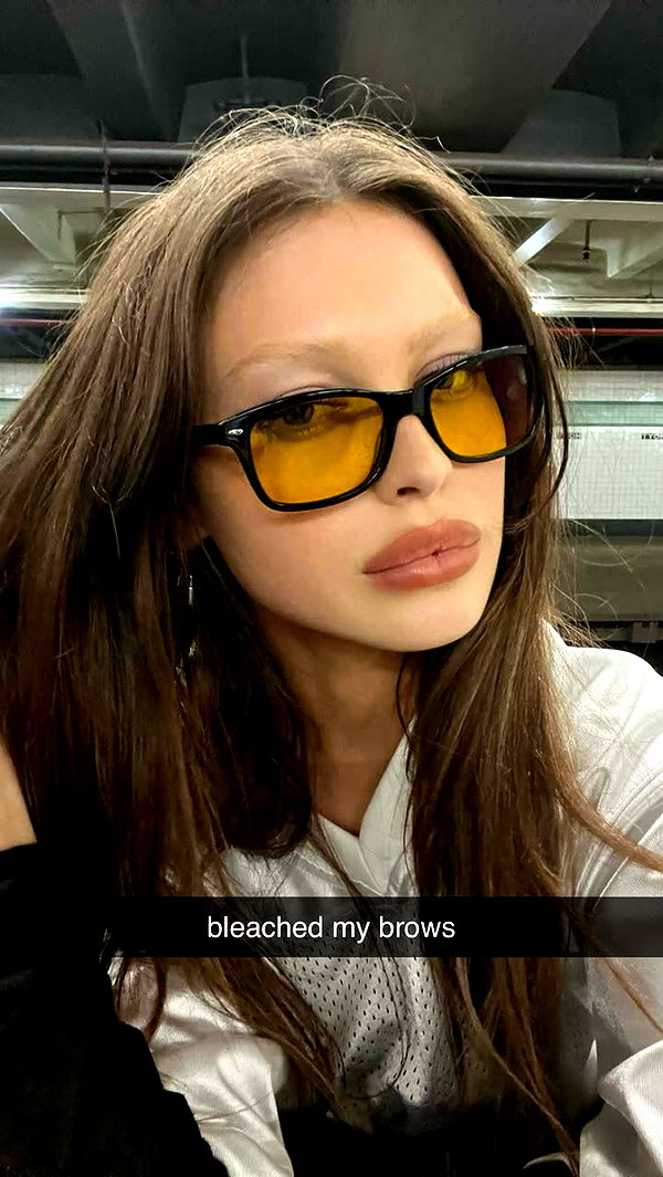 imchloebleu snapchat image archive image