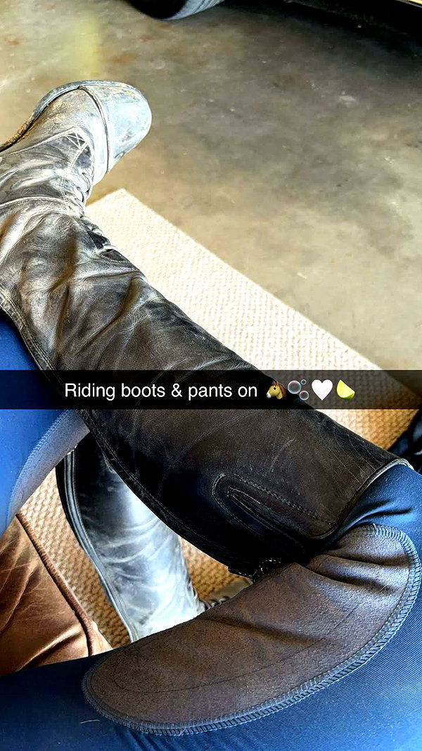 imchloebleu snapchat image archive image
