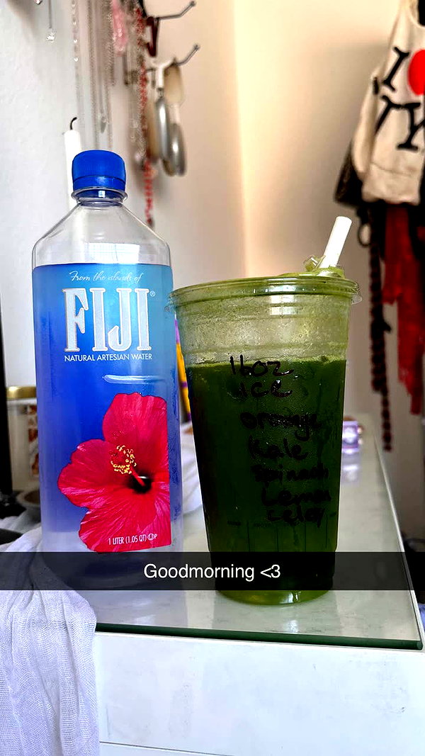imchloebleu snapchat image archive image