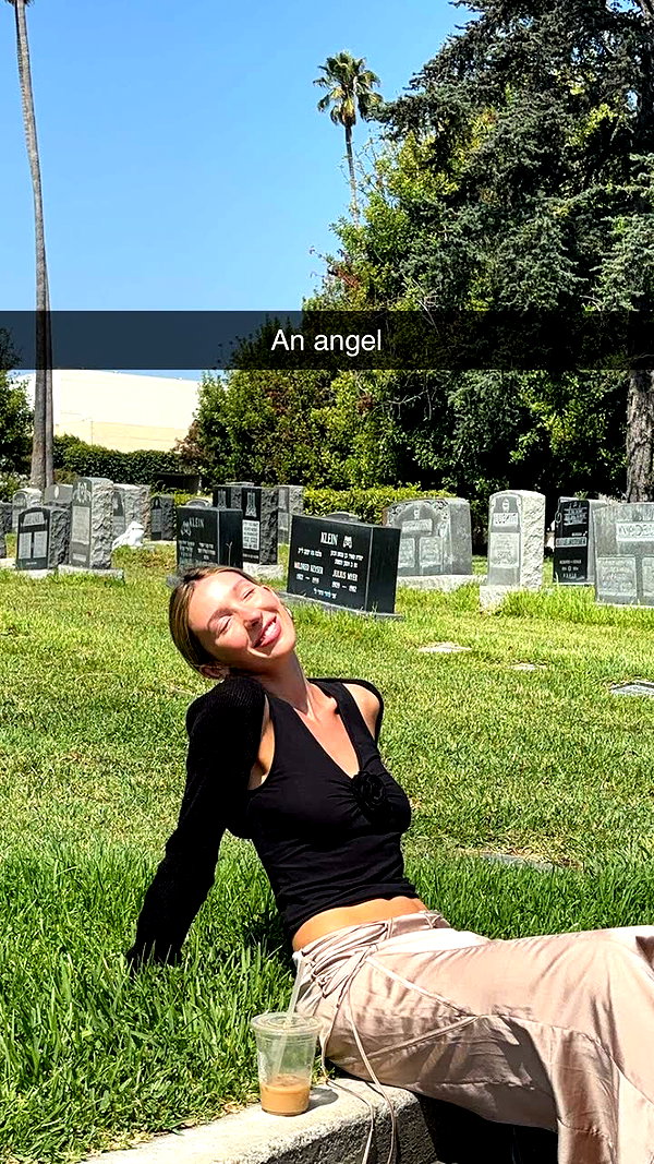 imchloebleu snapchat image archive image
