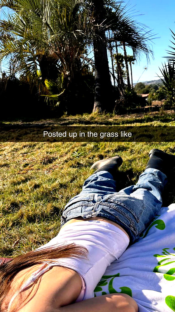 imchloebleu snapchat image archive image