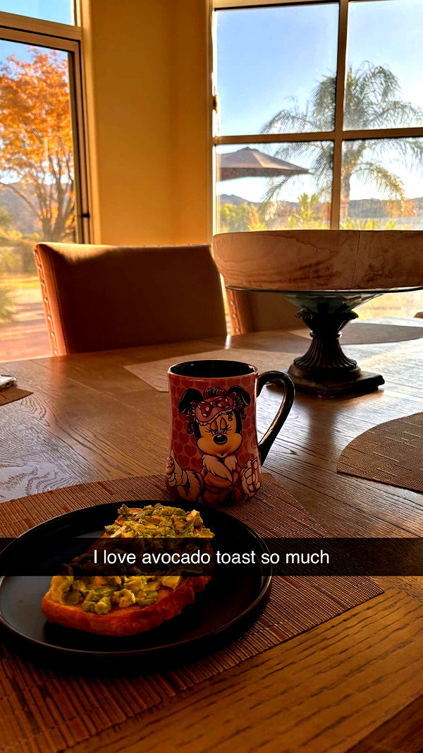 imchloebleu snapchat image archive image