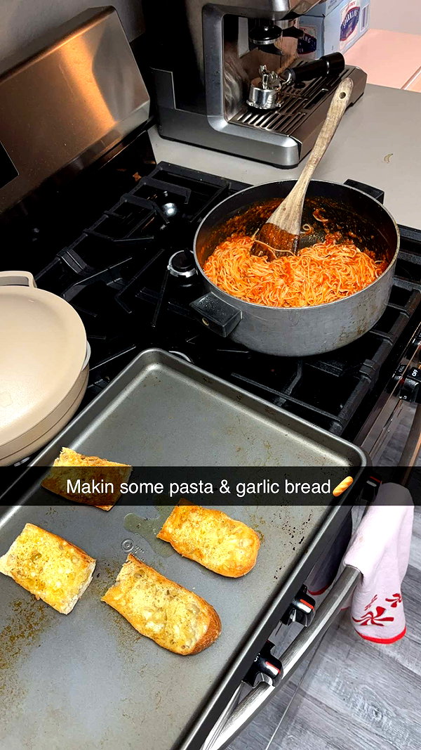 imchloebleu snapchat image archive image