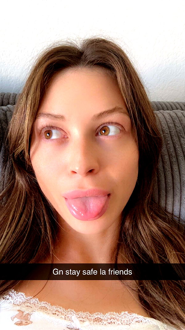 imchloebleu snapchat image archive image