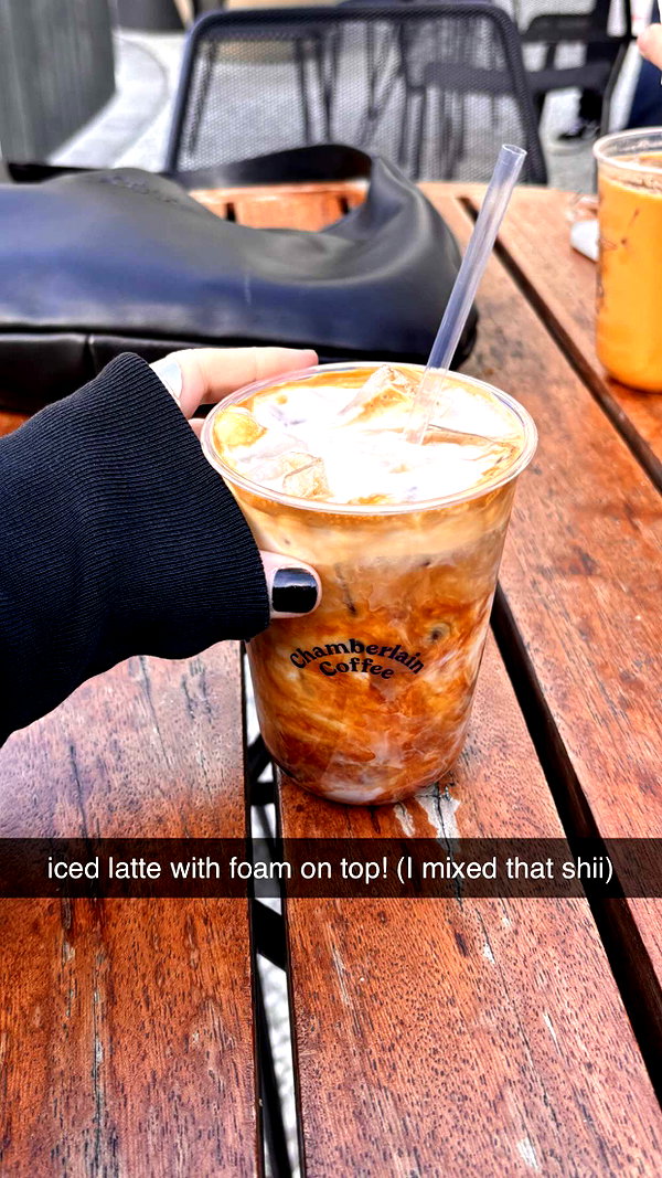 imchloebleu snapchat image archive image