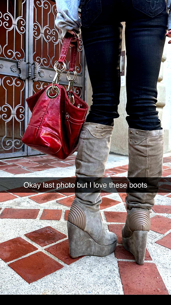 imchloebleu snapchat image archive image