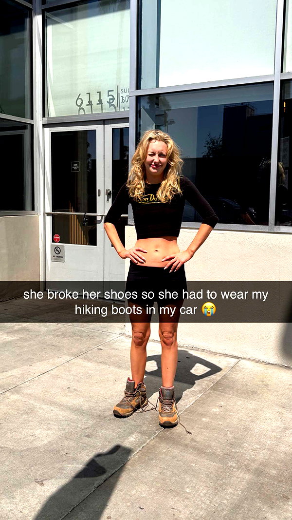 imchloebleu snapchat image archive image