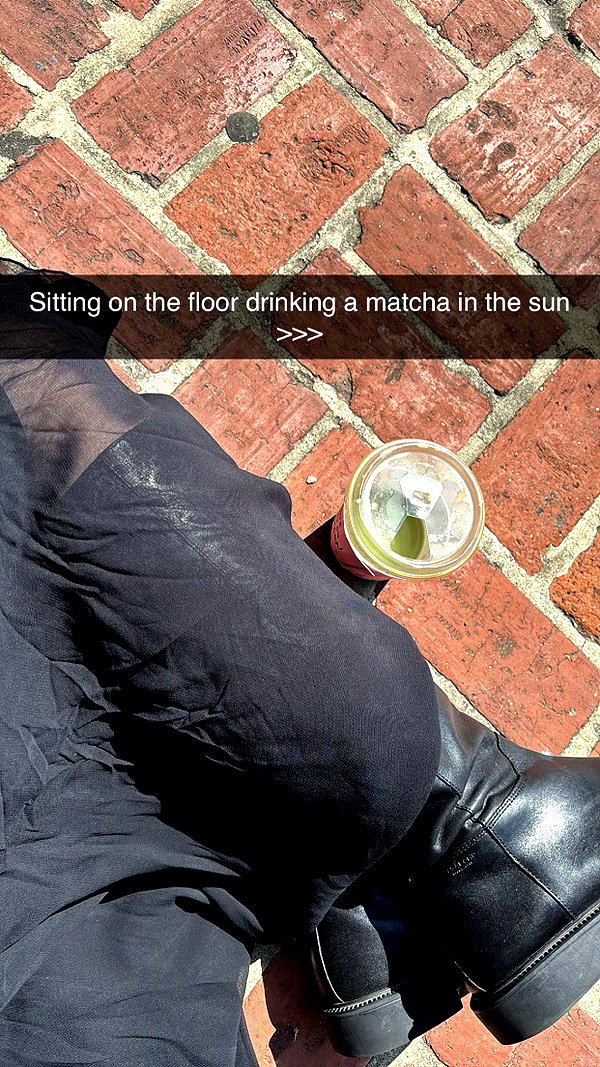 imchloebleu snapchat image archive image