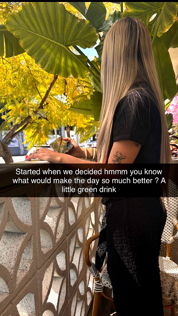 imchloebleu snapchat image archive image