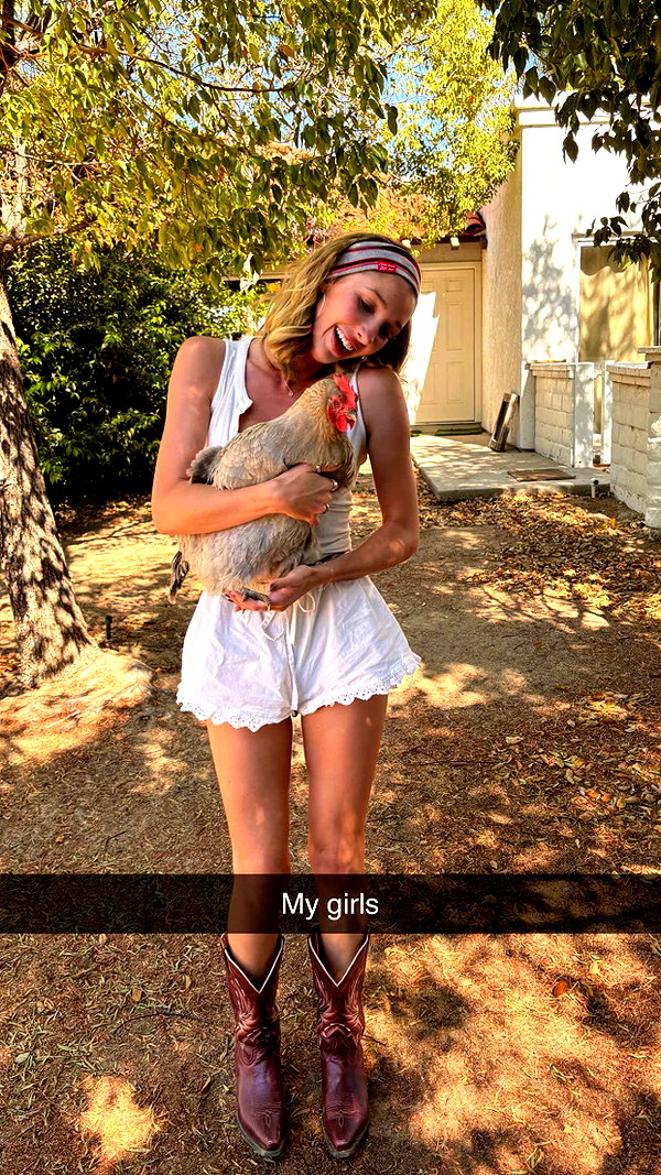 imchloebleu snapchat image archive image