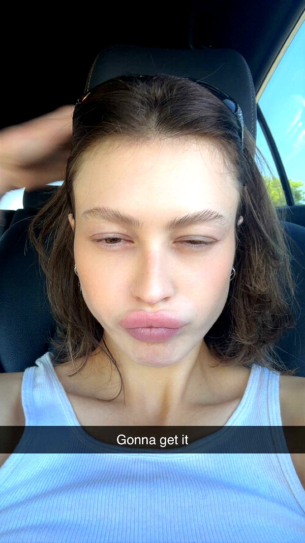 imchloebleu snapchat image archive image